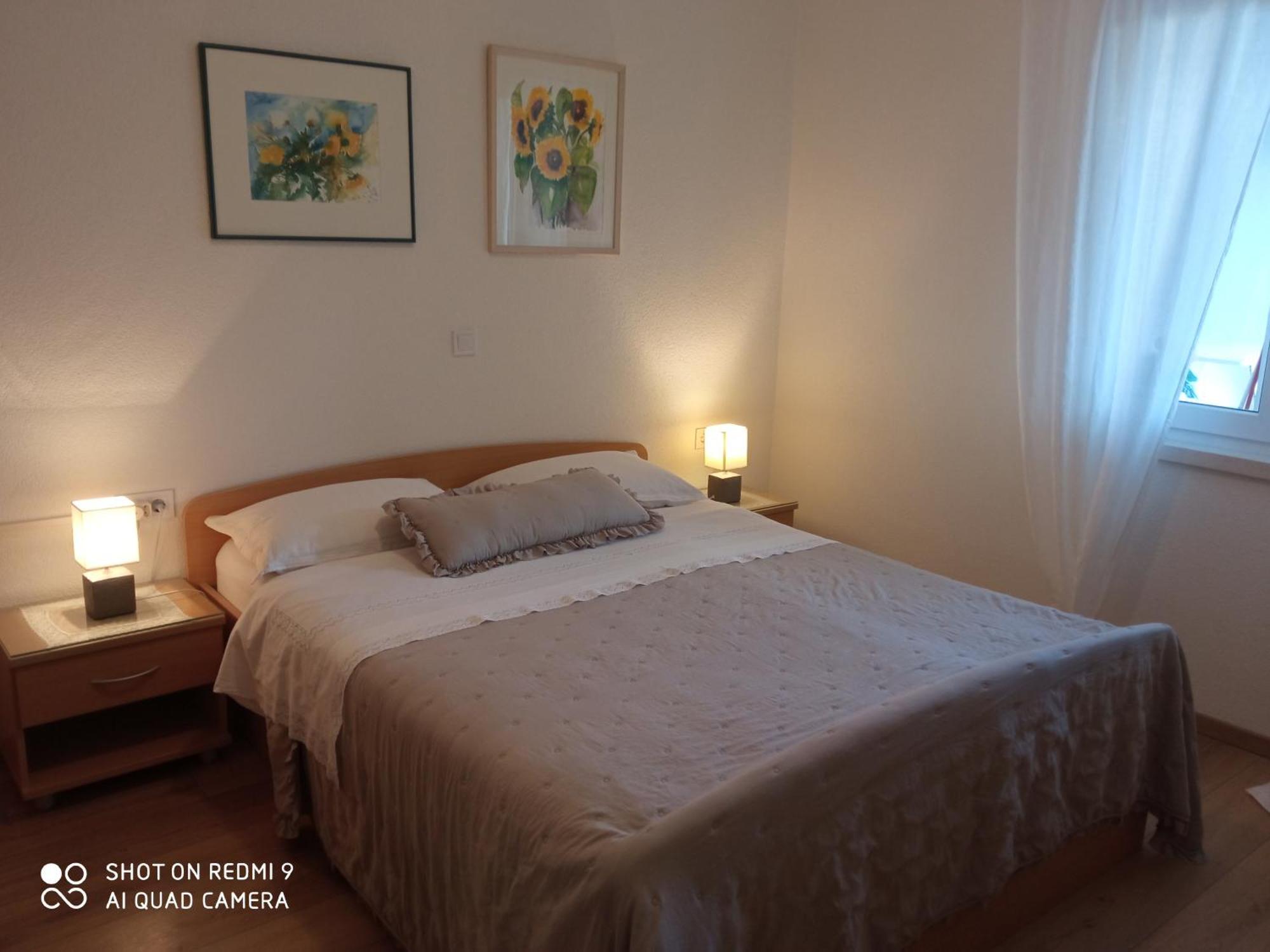 Apartman Hibiskus Bol Bagian luar foto